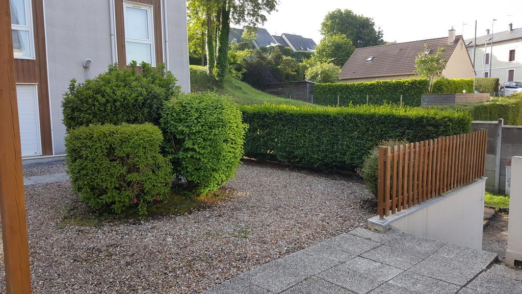 Apartmán Studio Au Calme Deville-les-Rouen Pokoj fotografie