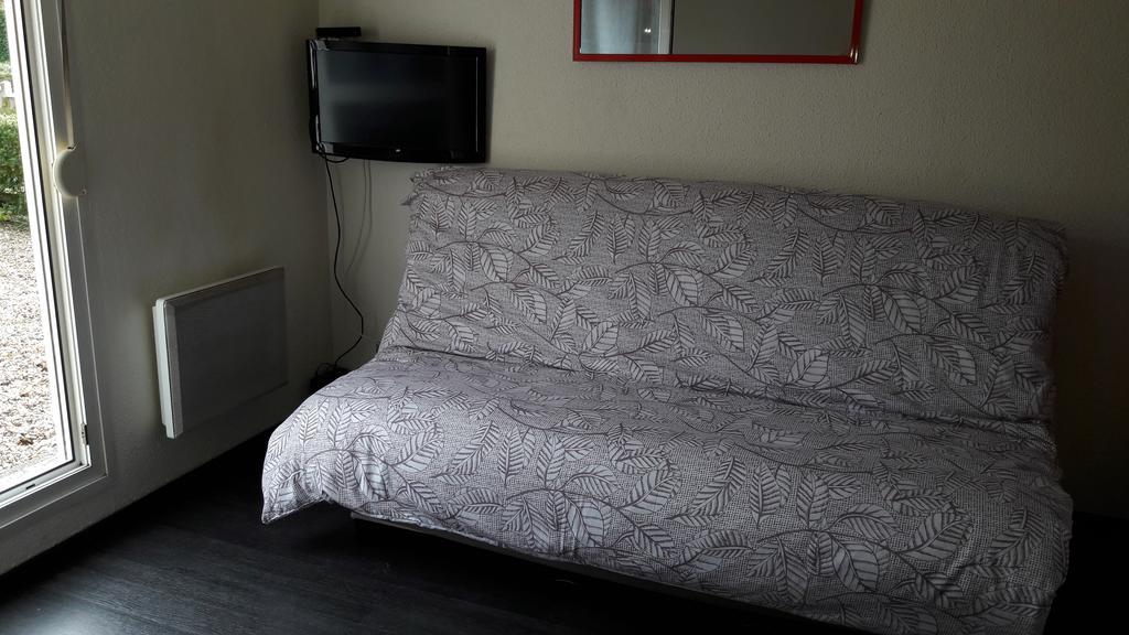 Apartmán Studio Au Calme Deville-les-Rouen Exteriér fotografie